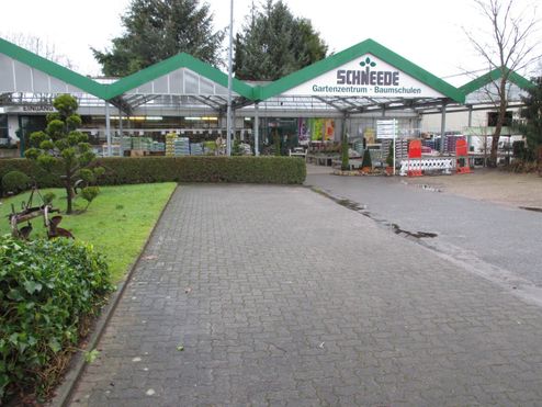 Gartenzentrum Heinrich Schneede in Neumünster Baumschule